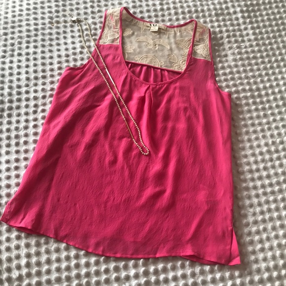 ⭐️❤️ Forever 21 Silk-Blend Tank ❤️⭐️ - Picture 1 of 2